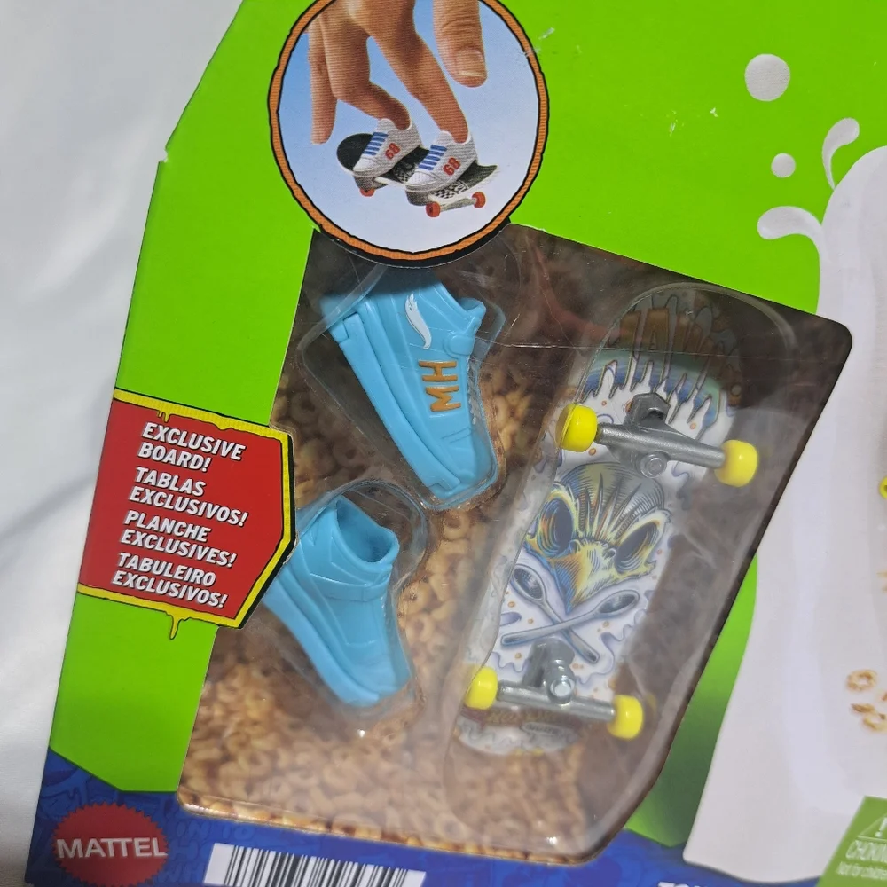 Hot Wheels‎ Skate Tony Hawk Cereal Skate Bowl Fingerboard Set New For 2024